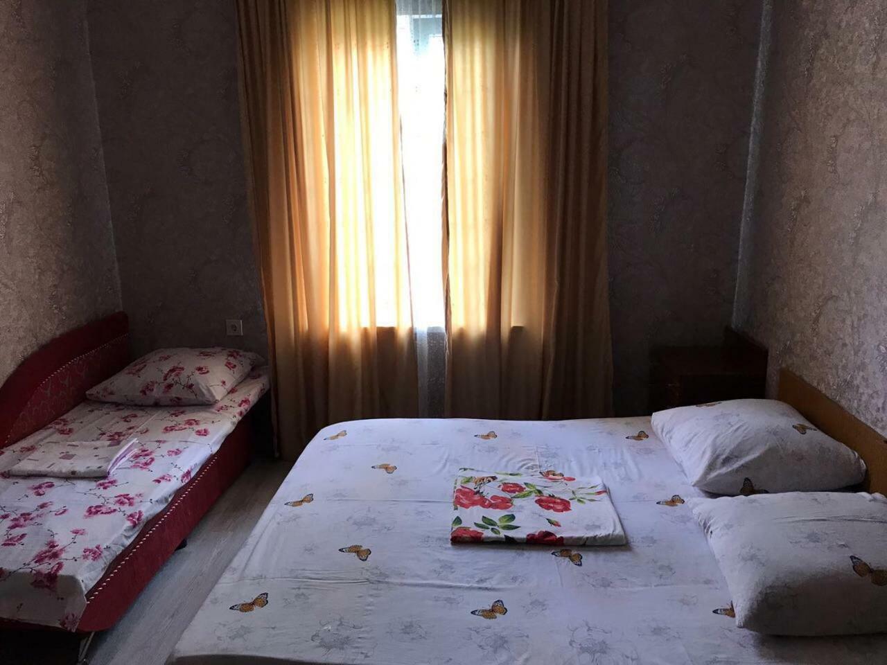Guesthouse Milena Leselidze Eksteriør billede